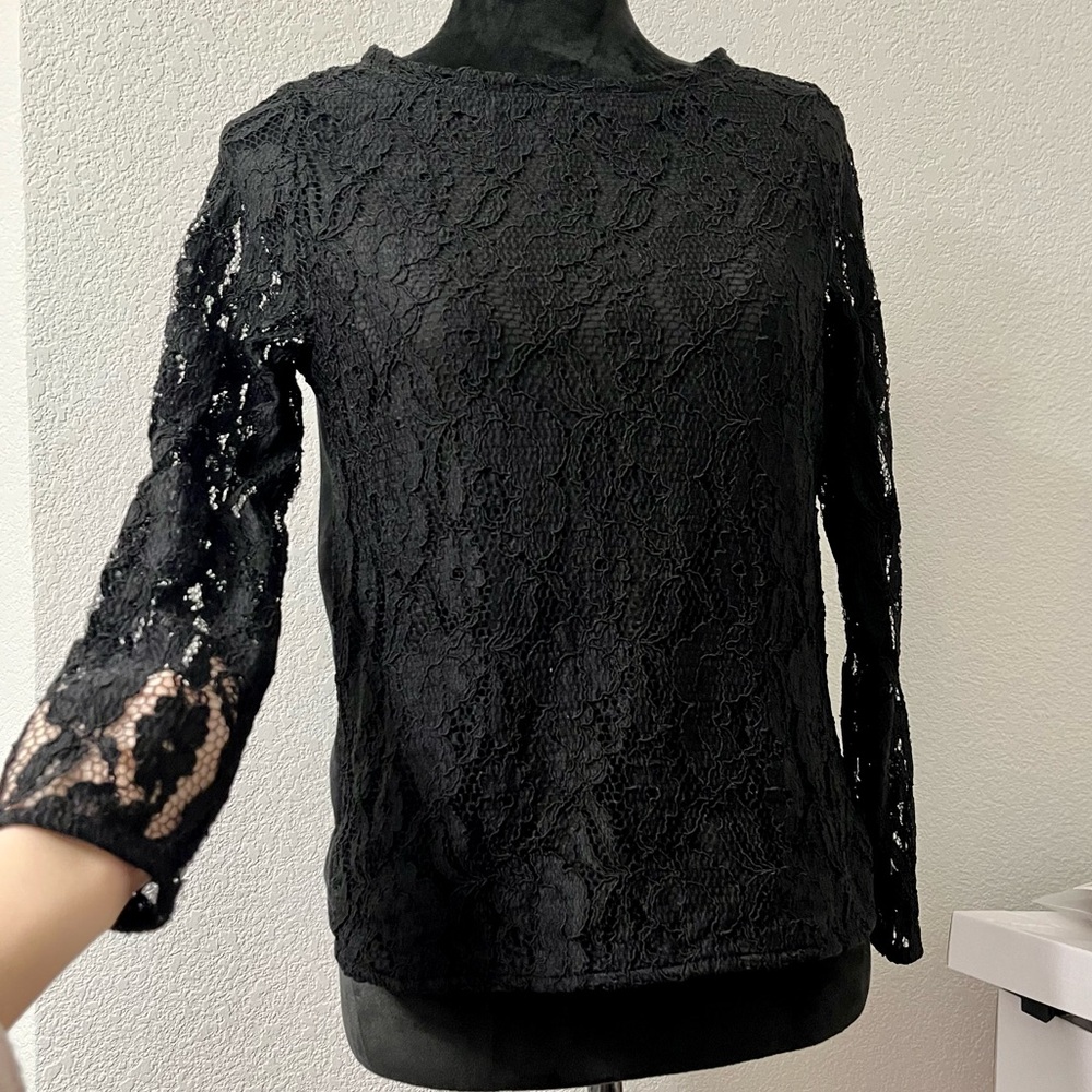 Elegant Black Lace Women's Top